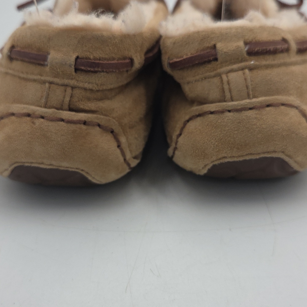 UGG Chestnut Tasman Moccasins - Picture 4 of 8